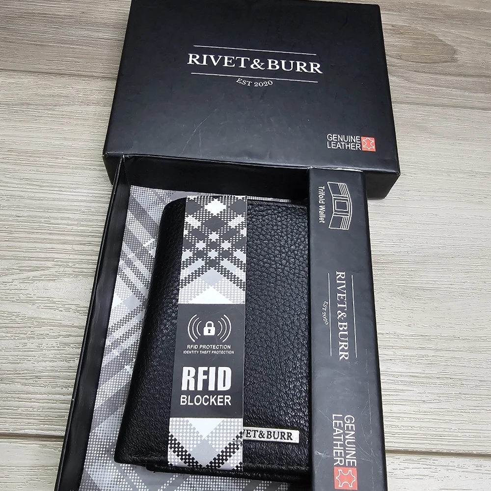 RIVET & BURR RFID Blocker Mens Wallet